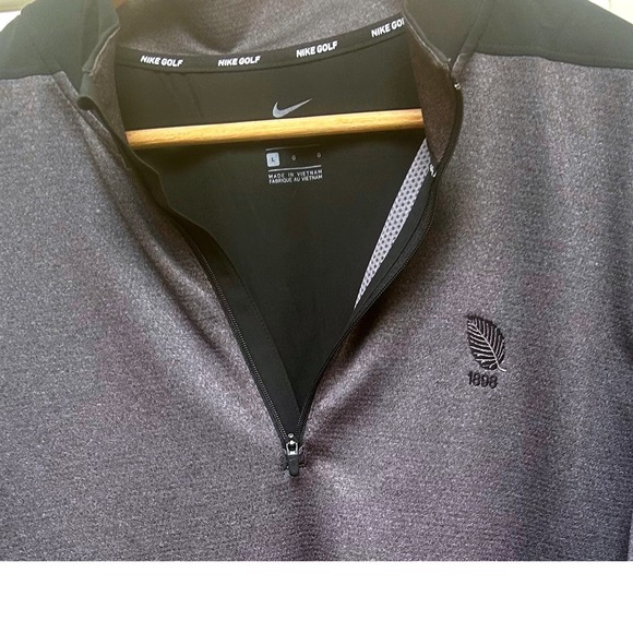Nike Golf Dri Fit Mens 1/4 Zip Pullover with New Haven country club‎ logo SZL - Picture 2 of 7
